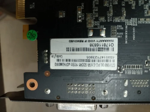 Carte graphique KFA2 GTX 1060 6GB TRÈS BON ÉTAT
