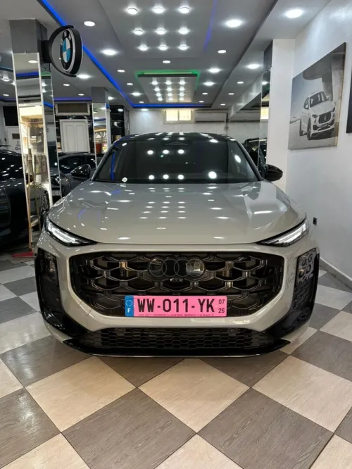 Audi Q3 2026 SLIN