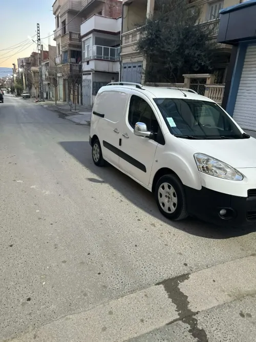 Peugeot B9 