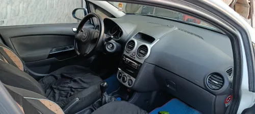 Opel Corsa 2012 Corsa