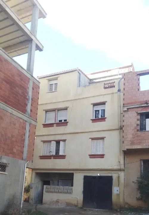 Location Appartement Niveau de villa F2 Alger Douera