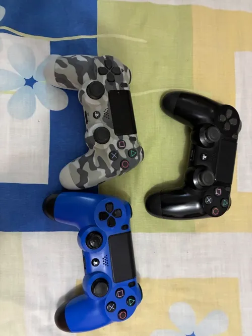 Playstation 4 slim