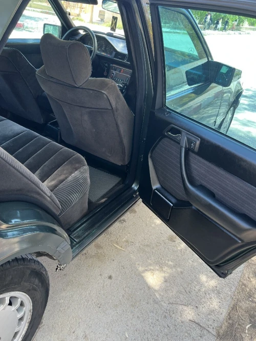 Mercedes Classe E 1985 300 d