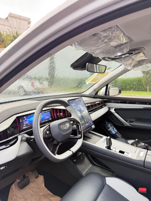 Geely Starray 2026 