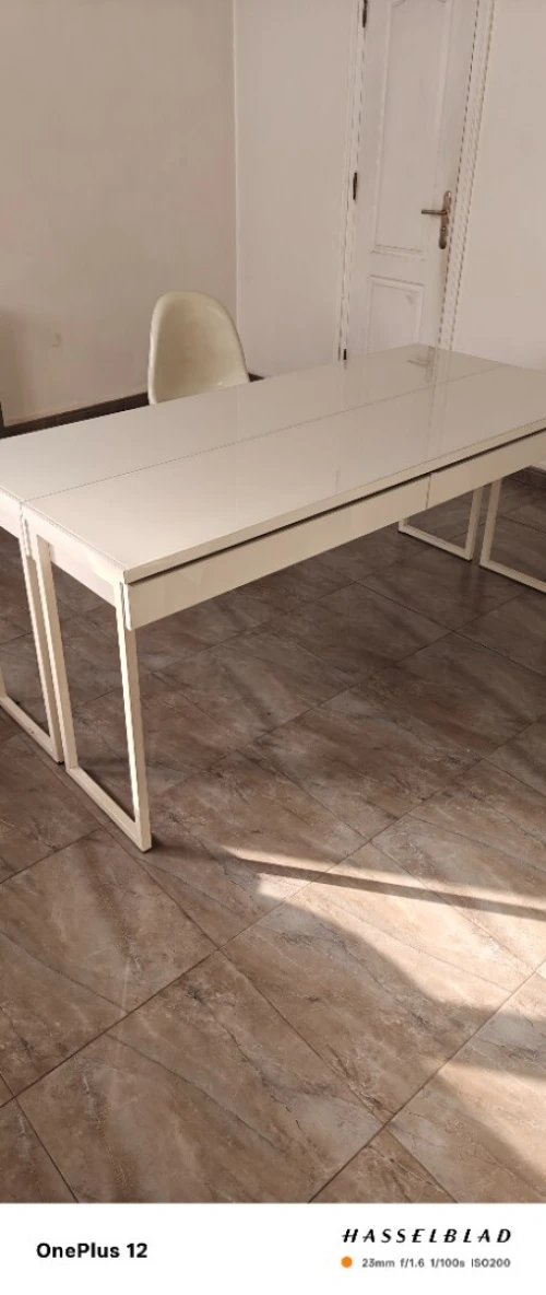 Table de réunion