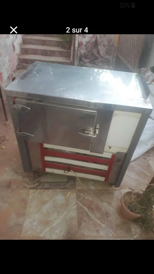 Table travaille frigo presentoire