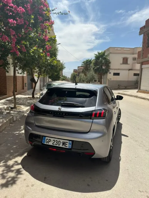 Peugeot 208 2023 Allure Pack