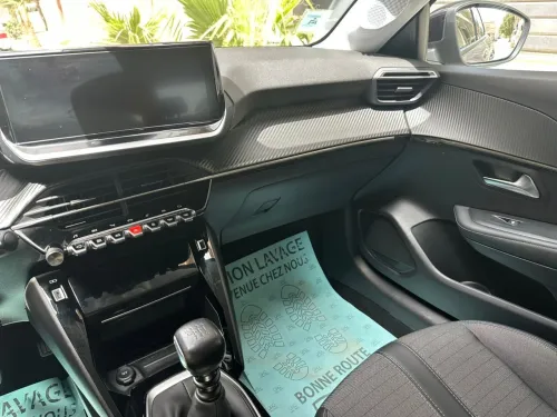 Peugeot 208 2023 Allure Pack