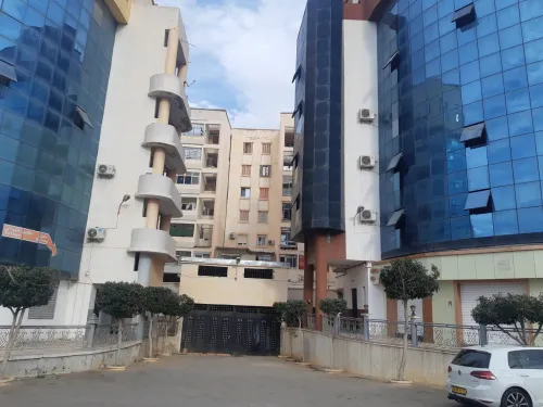 Vente Hangar - Usine Mostaganem Mezghrane