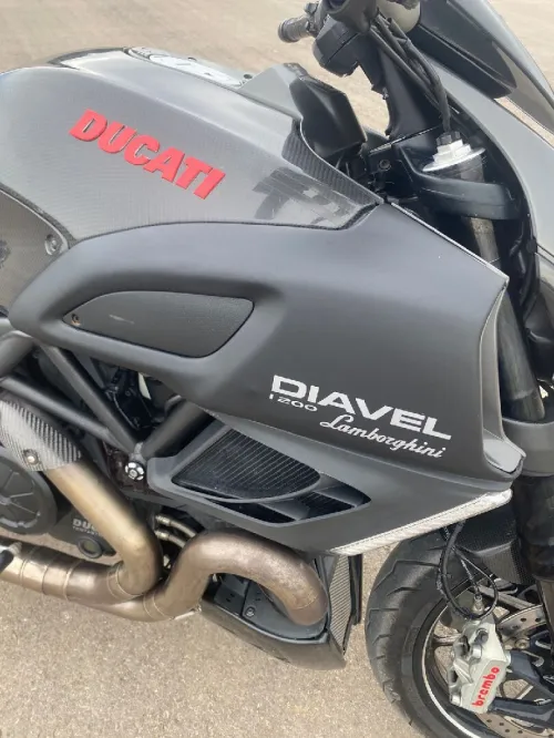 Ducati Diavel édition Lamborghini 2016