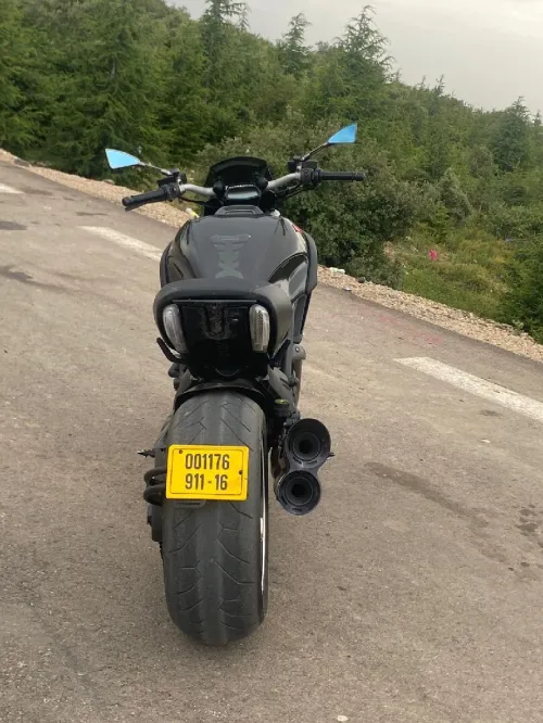 Ducati Diavel 2011