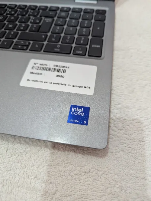 Dell Precision 3590 Ultra 5 135H