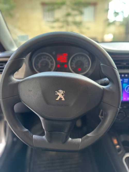 Peugeot 301 2013 Active