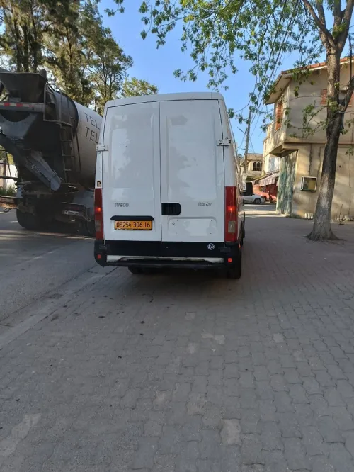 Iveco C11 2006
