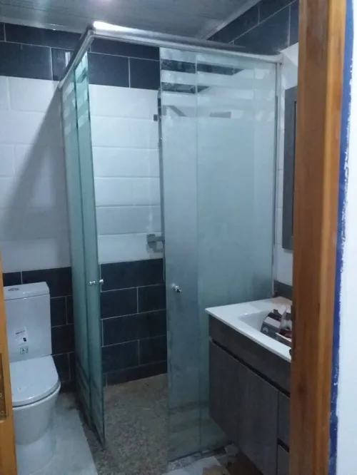 cabine de douches italien sur mesure  verre trempé