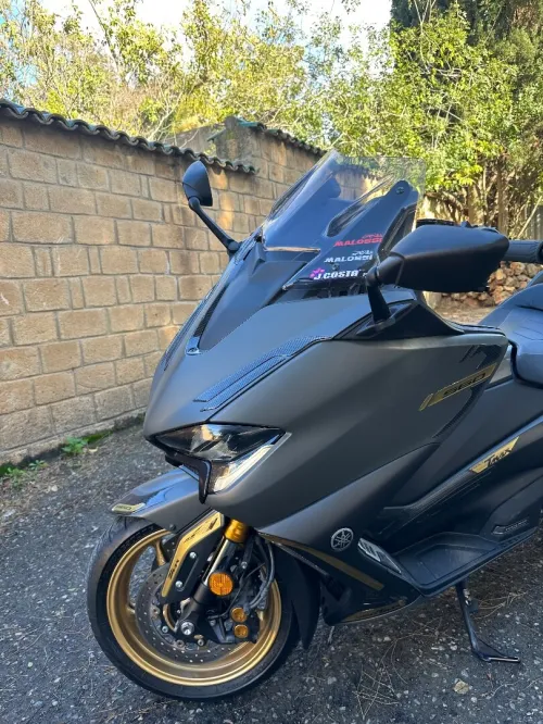 Yamaha Tmax 2021