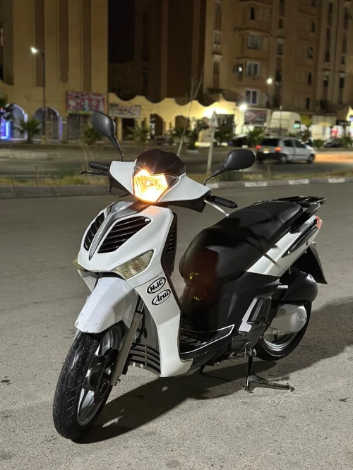 logiq 150 Keeway 2019