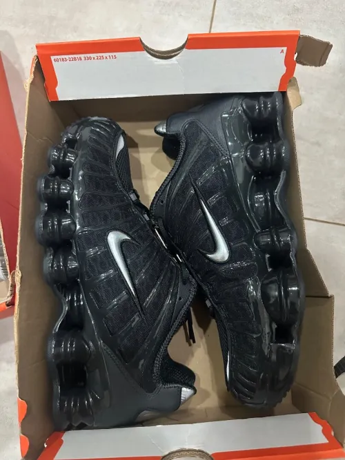 Nike shox 