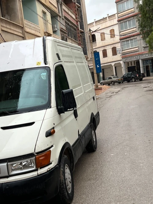 Iveco C11 2000