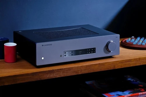 Cambridge CXA81 MKII  Amplis hi-fi stéréo / Neuf Sous Emballage / 2 x 80 W RMS / DAC 24 bits / 384 kHz et DSD / Entrées analogiques et numériques