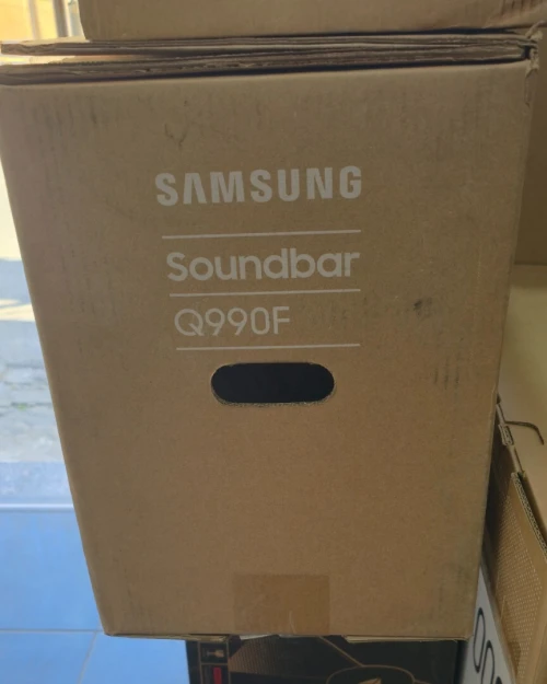 Samsung HW-Q990F (HW-Q995F) Barres de son 11.1.4 / HDMI eARC / Dolby Atmos sans fil - DTS:X / 23 haut parleurs