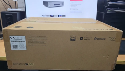 Cambridge CXA81 MKII  Amplis hi-fi stéréo / Neuf Sous Emballage / 2 x 80 W RMS / DAC 24 bits / 384 kHz et DSD / Entrées analogiques et numériques