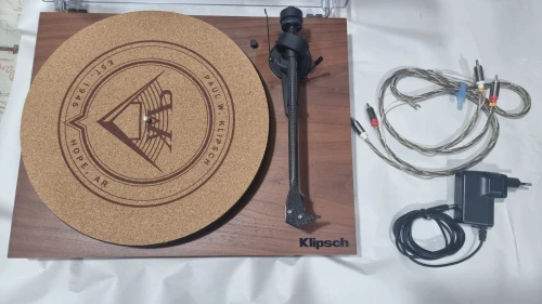 PRO-JECT X KLIPSCH HERITAGE DEBUT CARBON (DC) NOYER + Ortofon 2M Blue + PRO-JECT TUBE BOX S Préampli