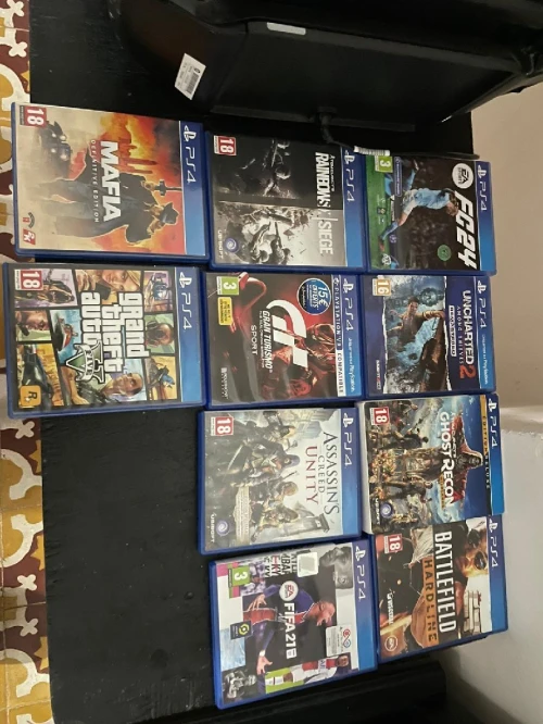 PS 4 