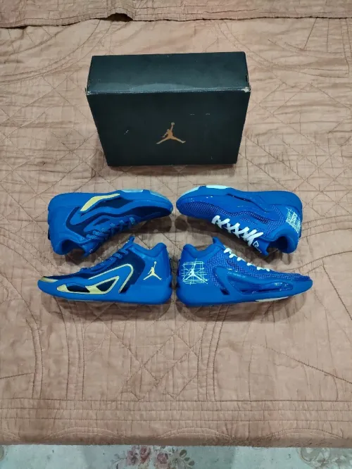 Des baskets nba air Jordan Tatum originals 