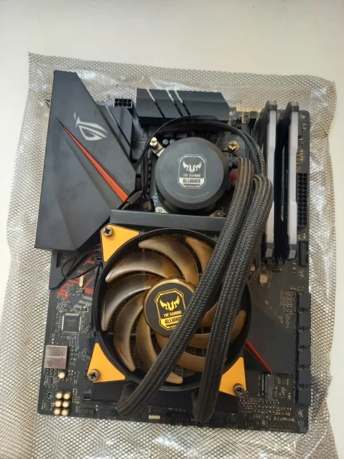 catre mere processeur Ram water cooling 