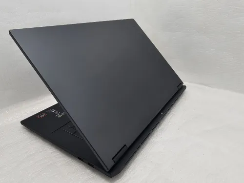 ASUS TUF Gaming A18 Ryzen 7 260 (8-Core 3.8 GHz / 5.1 GHz Turbo - 16 Threads