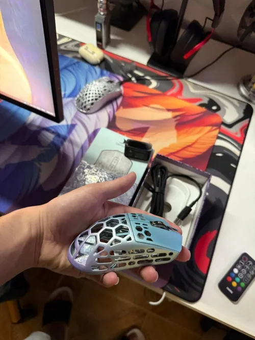 Darmoshark M2 wireless 4K mouse