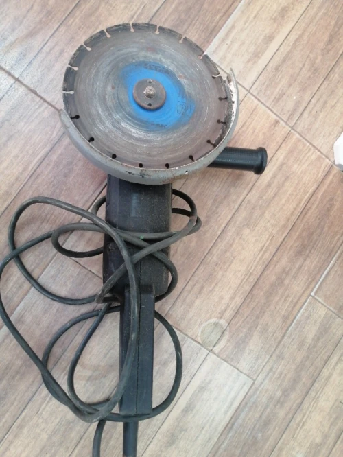 Tronçonneuse Black et decker 