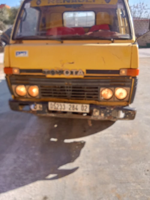 Toyota B30 1984