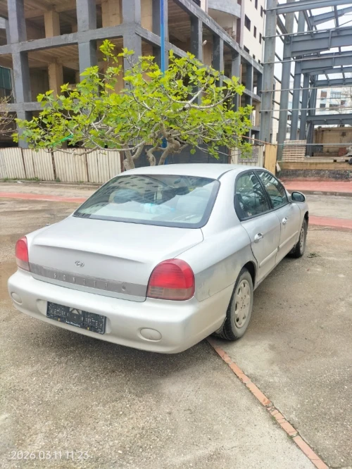 Hyundai Sonata 2001 Belle victoire