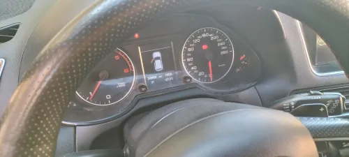 Audi Q5 2011 S Line Pack Tech