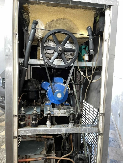 machine à créme glacée 