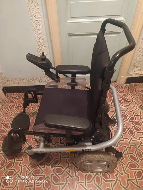 FAUTEUIL ROULANT ELECTRIQUE