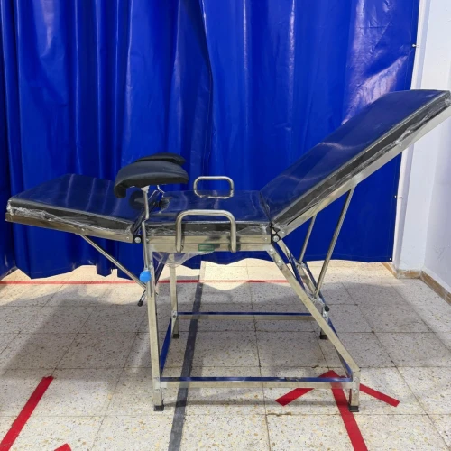 Table gynécologique professionnel CL-HB0069N en acier inoxydable