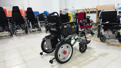 Fauteuil roulant électrique JRWD1601U | Dossier haut, roues 22, batterie  20Ah