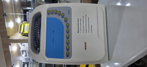 Défibrillateur monophasique Defi7