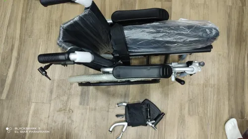 Fauteuil roulant noir aluminium 