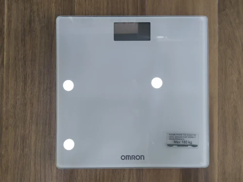 Pèse personne éléctrique OMRON HN 286-180KG