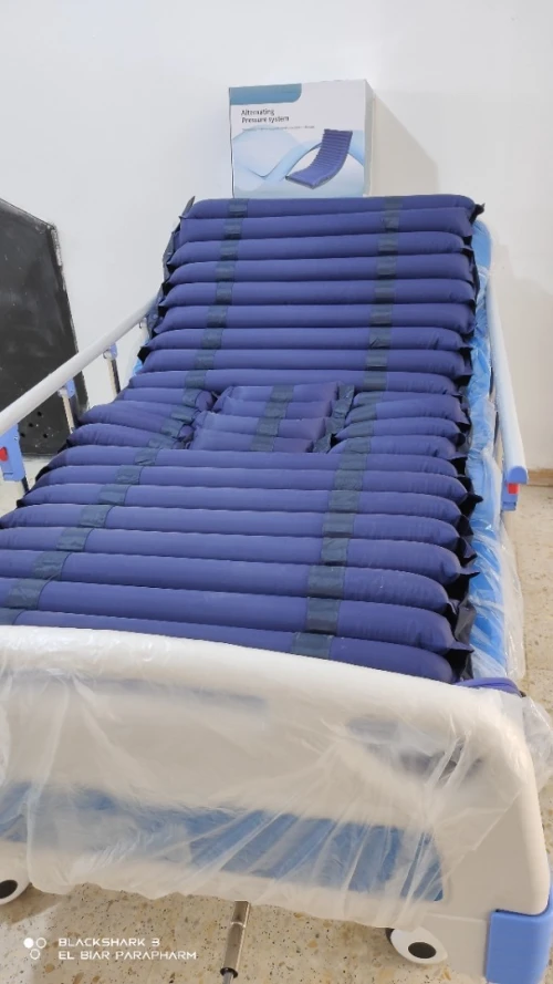 Matelas anti escarres A air, À pression alternée