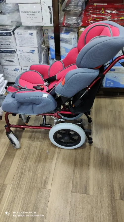 Poussette imc pour enfant