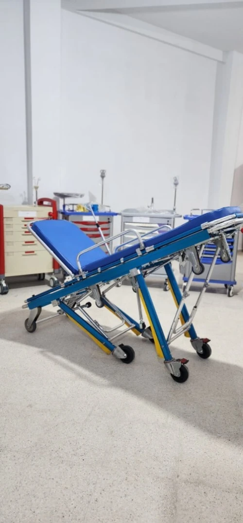Brancard d'ambulance avec potence - Chariot brancard ambulance