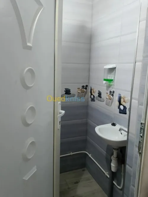 Location Appartement Niveau de villa F3 Alger Kouba
