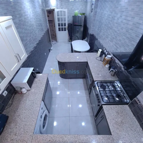Location Appartement Niveau de villa F3 Alger Birkhadem