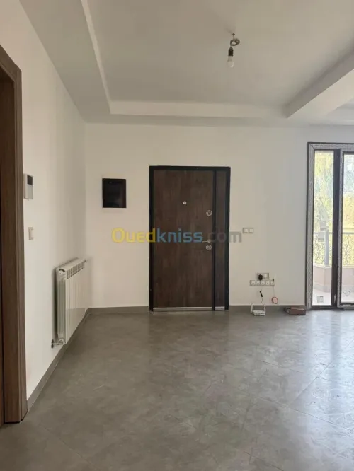 Location Appartement Niveau de villa F6 Alger Bir mourad rais