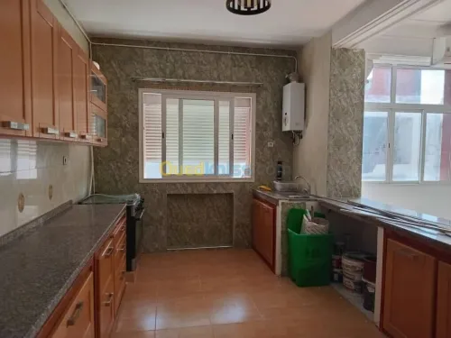 Location Appartement Niveau de villa F4 Alger Kouba
